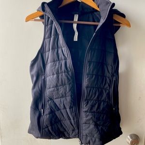 Lululemon Extra Mile Vest size 6